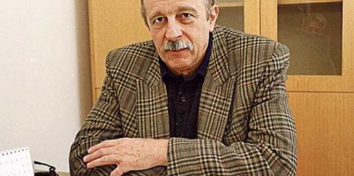 Prof. Branko Caratan Prof. Branko Caratan