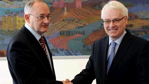 Josipović: Nova granica neće biti kineski zid Josipović: Nova granica neće biti kineski zid