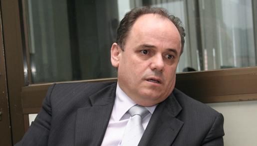HSP NA DOBITKU ISTUPANJEM BUDIMIRA IZ ČLANSTVA Zvonko Jurišić, predsjednik HSP-a BiH HSP NA DOBITKU ISTUPANJEM BUDIMIRA IZ ČLANSTVA Zvonko Jurišić, predsjednik HSP-a BiH