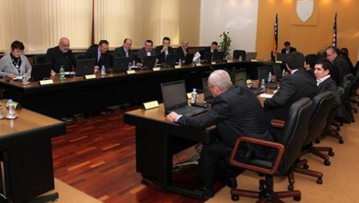 Od početka godine četiri sjednice, i to bez ijednog usvojenog zakona Od početka godine četiri sjednice, i to bez ijednog usvojenog zakona
