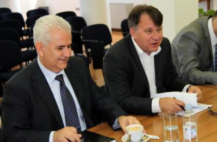 Hoće li Budimir smijeniti Nikšića? Hoće li Budimir smijeniti Nikšića?