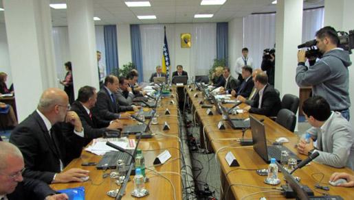 Vlada Federacije se raspala, jedino rješenje imenovanje nove Vlada Federacije se raspala, jedino rješenje imenovanje nove