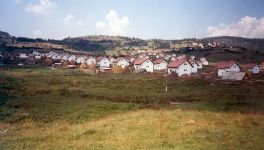 Curici slomljena lubanja, očuh kaže da je pala sa kreveta Curici slomljena lubanja, očuh kaže da je pala sa kreveta