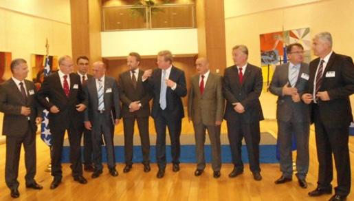 Mali izgledi za dogovor oko elektorskog modela izbora Mali izgledi za dogovor oko elektorskog modela izbora