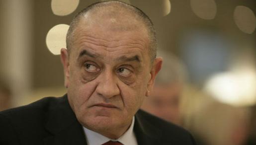 PAO U DEPRESIJU Bevanda nema s kim razgovarati, kataklizma u BiH traje predugo PAO U DEPRESIJU Bevanda nema s kim razgovarati, kataklizma u BiH traje predugo