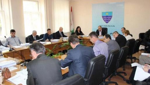 Plaće neće biti smanjene, za projekte nema novca Plaće neće biti smanjene, za projekte nema novca