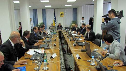 Federaciji prijeti potpuni kaos, ključ rješenja ima V. Inzko Federaciji prijeti potpuni kaos, ključ rješenja ima V. Inzko