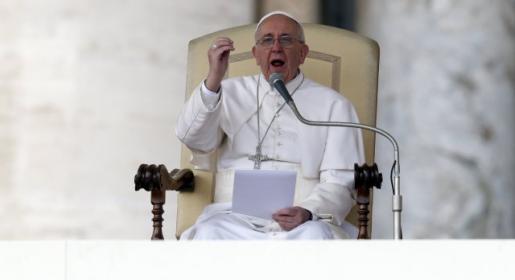 Papa započinje obnovu crkve s franjevcima Papa započinje obnovu crkve s franjevcima