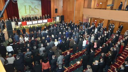 Čović i Ljubić dobili potporu za svoj prijedlog Sejdić-Finci Čović i Ljubić dobili potporu za svoj prijedlog Sejdić-Finci