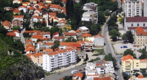 Plaće u petak neće zaustaviti Inzko blokirajući Bešlića Plaće u petak neće zaustaviti Inzko blokirajući Bešlića