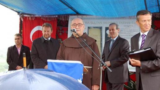 Braniteljske udruge HZ HB: Markešićev HNV se treba odreći svojih komunističkih utemeljitelja Braniteljske udruge HZ HB: Markešićev HNV se treba odreći svojih komunističkih utemeljitelja