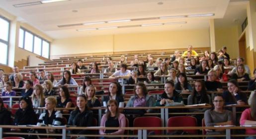 Pomoć budućim studentima u izboru životnog poziva Pomoć budućim studentima u izboru životnog poziva