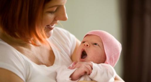 Bebe i bez JMBG-a mogu preko granice, ali samo kao državljani RH Bebe i bez JMBG-a mogu preko granice, ali samo kao državljani RH