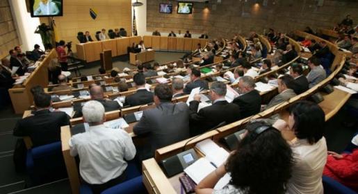Mogućnost blokade i u hrvatskom i u bošnjačkom klubu Mogućnost blokade i u hrvatskom i u bošnjačkom klubu