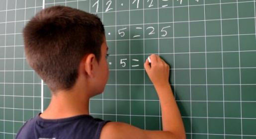 Nagrađeni matematičari iz Tuzle, Mostara i Širokog Brijega Nagrađeni matematičari iz Tuzle, Mostara i Širokog Brijega
