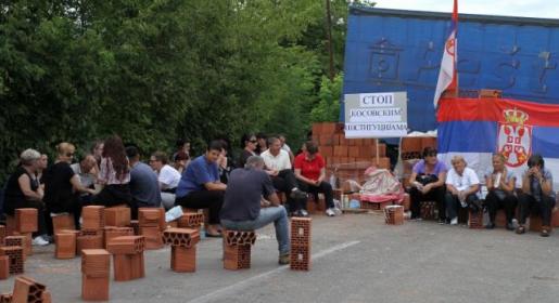 Srbi sa sjevera Kosova nezadovoljni i najavljuju prosvjed Srbi sa sjevera Kosova nezadovoljni i najavljuju prosvjed