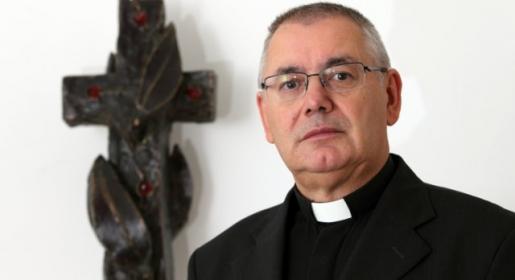 Crkva poziva vjernike na prosvjed 1. svibnja na Trg bana Jelačića! Crkva poziva vjernike na prosvjed 1. svibnja na Trg bana Jelačića!
