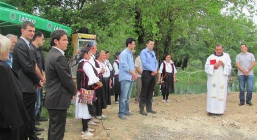 Vodovod vrijedan 75.000 KM izgradilo je 15 kućanstava