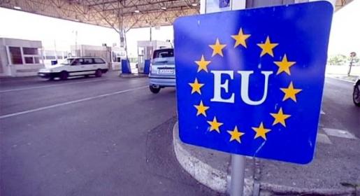Zbog Europske Unije u Hrvatsku samo s putovnicom Zbog Europske Unije u Hrvatsku samo s putovnicom