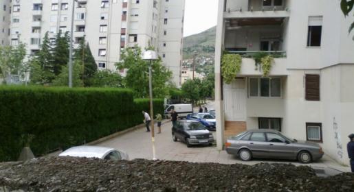 U Mostaru pretukli mladiće zbog naglaska, jedan teže ozlijeđen U Mostaru pretukli mladiće zbog naglaska, jedan teže ozlijeđen