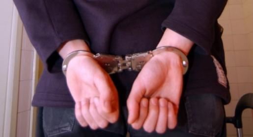 Osumnjičen za ubojstva 4 ljudi u H. Kostajnici uhićen u Srbiji Osumnjičen za ubojstva 4 ljudi u H. Kostajnici uhićen u Srbiji