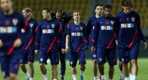 Zrinjski i Vatreni neće igrati prijateljski susret u Mostaru Zrinjski i Vatreni neće igrati prijateljski susret u Mostaru