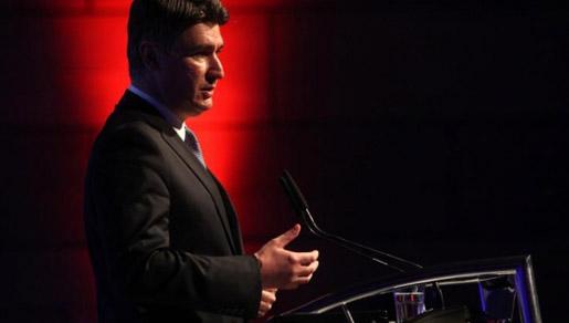 Milanović: Ja sam za povlačenje tužbe protiv Srbije, Srbi su moji glasači, neću ih iznevjeriti! Milanović: Ja sam za povlačenje tužbe protiv Srbije, Srbi su moji glasači, neću ih iznevjeriti!