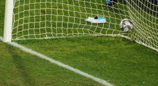 Tragedija u Derventi: Nogometaš (22) preminuo tijekom utakmice