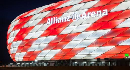 Allianz Arena svijetli u bojama hrvatskog grba! Allianz Arena svijetli u bojama hrvatskog grba!