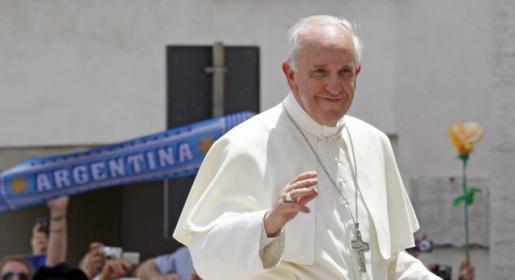 Svojim prvim potezima papa Franjo mijenja Crkvu Svojim prvim potezima papa Franjo mijenja Crkvu