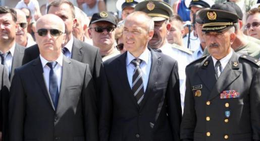 Rojs: Zviždim svima; Matić: Uvijek će biti glupana i kvrgavih grana Rojs: Zviždim svima; Matić: Uvijek će biti glupana i kvrgavih grana