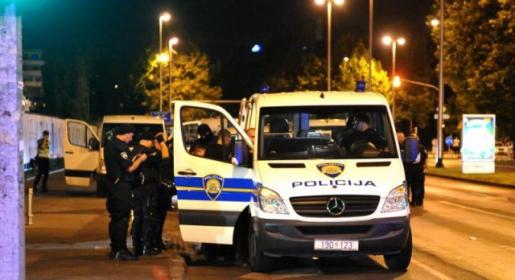Nakon što ga je odbila udana žena, prebio sedmoricu muškaraca Nakon što ga je odbila udana žena, prebio sedmoricu muškaraca