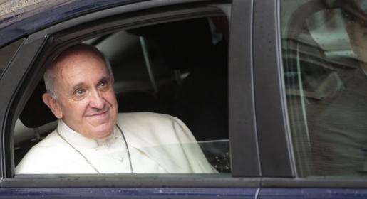 Papa Franjo: Prazne samostane treba dati izbjeglicama Papa Franjo: Prazne samostane treba dati izbjeglicama