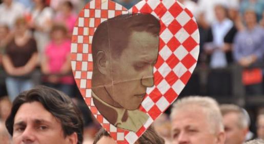 Istarski svećenik Miroslav Bulešić proglašen blaženim u Areni! Istarski svećenik Miroslav Bulešić proglašen blaženim u Areni!
