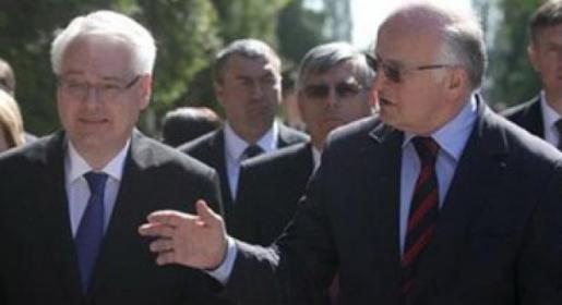 Josipović i Leko: Izlaskom na popis sačuvati prava Hrvata u BiH Josipović i Leko: Izlaskom na popis sačuvati prava Hrvata u BiH