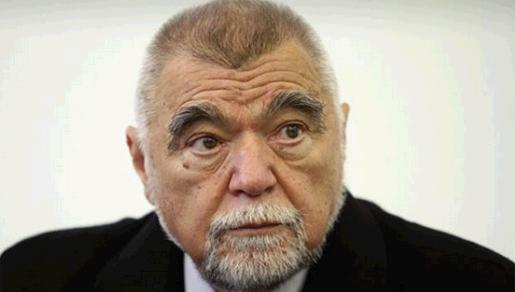 Mesić osumnjičen za uzimanje mita od menadžera Patrije? Mesić osumnjičen za uzimanje mita od menadžera Patrije?