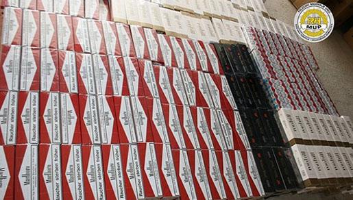 Razbijena zločinačka organizacija krijumčara cigareta,među uhićenima i dva policajca Razbijena zločinačka organizacija krijumčara cigareta,među uhićenima i dva policajca