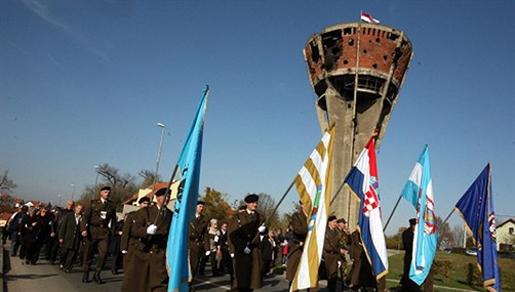 U Vukovaru formirane dvije kolone sjećanja - Gotovina, Markač i Čermak sa Stožerom