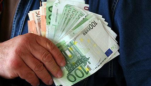 Tender za rođaka: U “četiri oka” podijelili više od milijardu maraka!