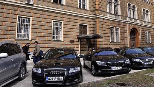 Budimirov ured: Suosjećamo s građanima; Federacija je i 2006. funkcionirala bez ministra financija Budimirov ured: Suosjećamo s građanima; Federacija je i 2006. funkcionirala bez ministra financija