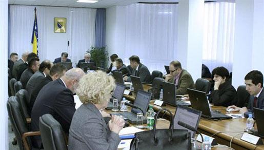 Vlada odlučila: Mirovine za siječanj veće za 5 posto Vlada odlučila: Mirovine za siječanj veće za 5 posto