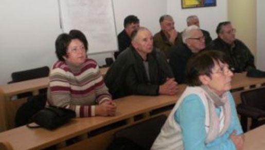 U Kiseljaku održano predavanje na temu \'\'Proljetni radovi na pčelinjaku\'\'