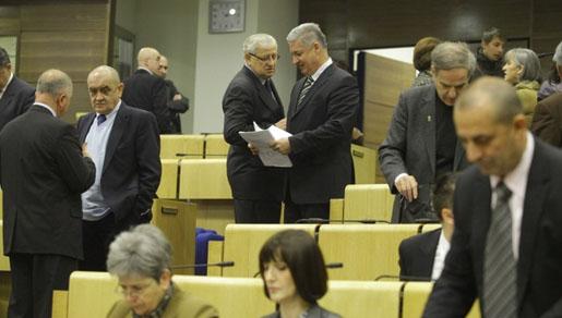 Troškovi svih političara u BiH pod povećalom povjerenstva Troškovi svih političara u BiH pod povećalom povjerenstva
