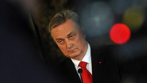 Prave popis iznosa koje su iz proračuna predsjednici, ministri i zastupnici ‘isisali’ Prave popis iznosa koje su iz proračuna predsjednici, ministri i zastupnici ‘isisali’