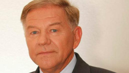 Gradonačelnik Komšić pozvao omladinu da ne pravi materijalnu štetu Gradonačelnik Komšić pozvao omladinu da ne pravi materijalnu štetu