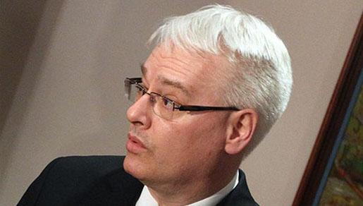 Josipović: Neću posjećivati BiH jer to je njihova unutarnja stvar, a probleme treba mirno riješiti Josipović: Neću posjećivati BiH jer to je njihova unutarnja stvar, a probleme treba mirno riješiti