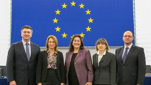 HDZ-ovi europarlamentarci o krizi u BiH HDZ-ovi europarlamentarci o krizi u BiH