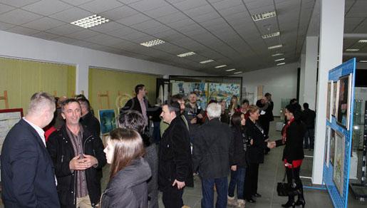 Svečano otvorena humanitarno-prodajna izložba u galeriji poduzeća \ Svečano otvorena humanitarno-prodajna izložba u galeriji poduzeća \