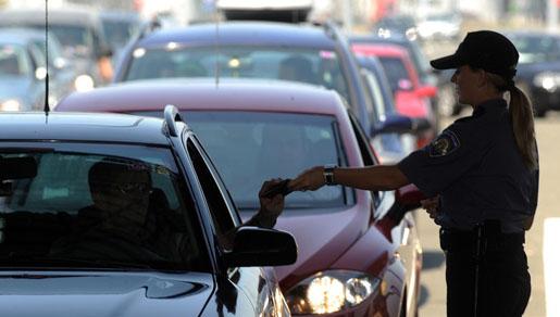 Zbog nereda 25.000 ljudi napustilo BiH, i to u sedam dana