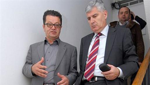 Čović: Stranke HNS-a podržat će samo jednog kandidata za člana Predsjedništva BiH Čović: Stranke HNS-a podržat će samo jednog kandidata za člana Predsjedništva BiH